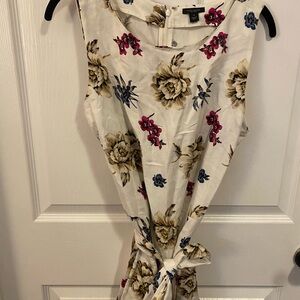 Ann Taylor Floral top with Pink and Blue Accents